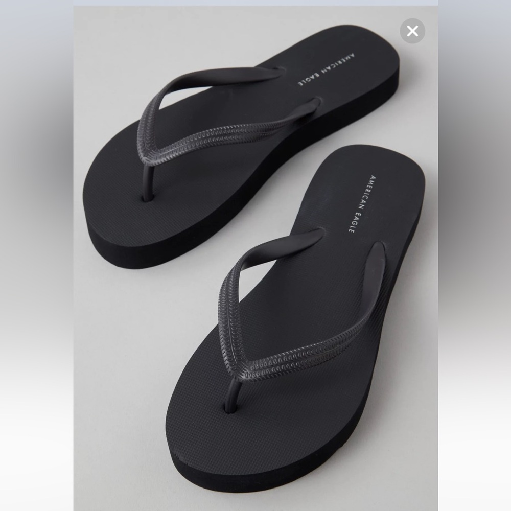 American Eagle Outfitters Black Flip Flops
